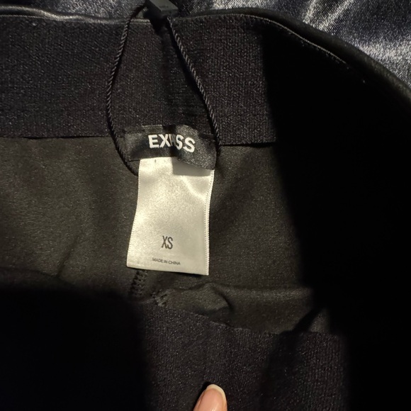Express
Size xs
Leather leggings 
Brand new - Picture 3 of 3
